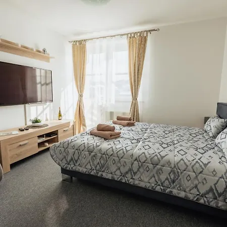 Mymara 7 * Bešeňová